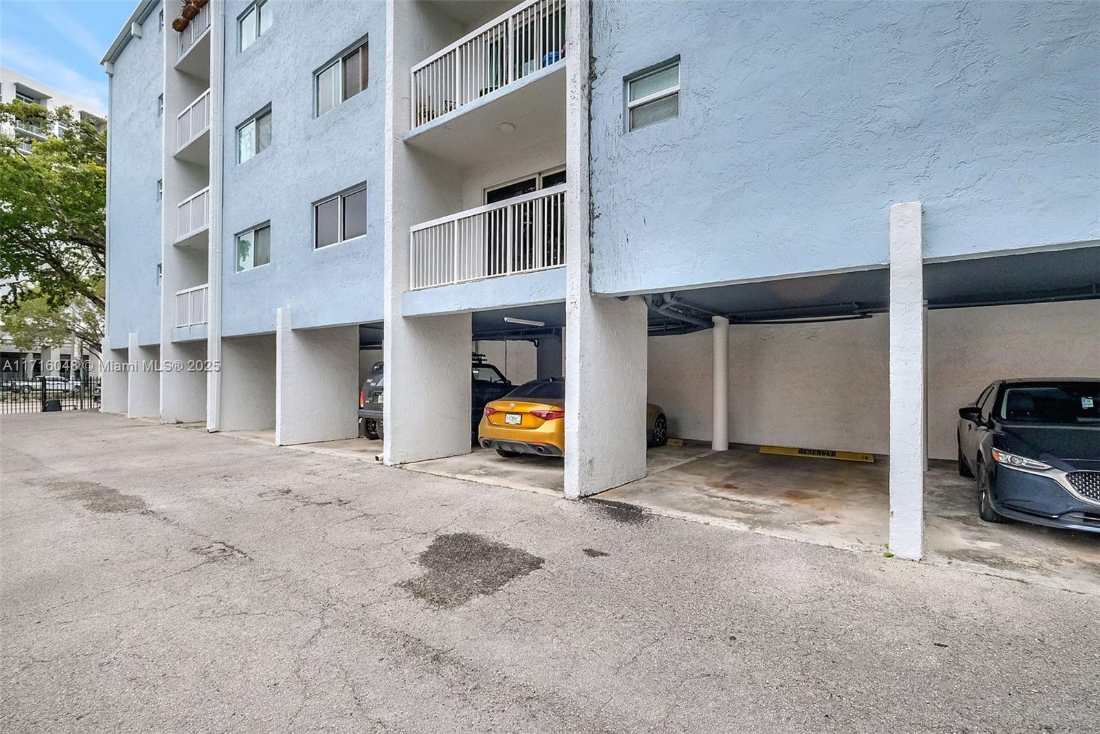 2920 SW 28th Ter 407