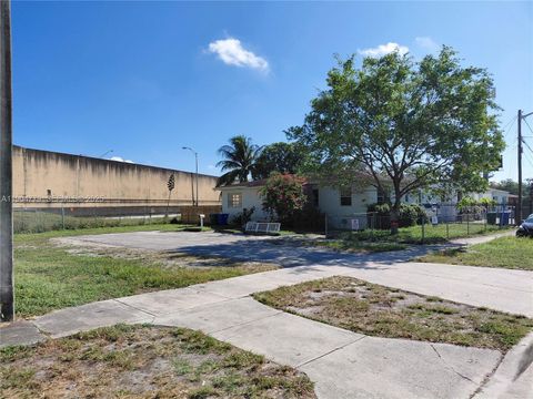 640 - 642 NW 77th St Miami FL 33150