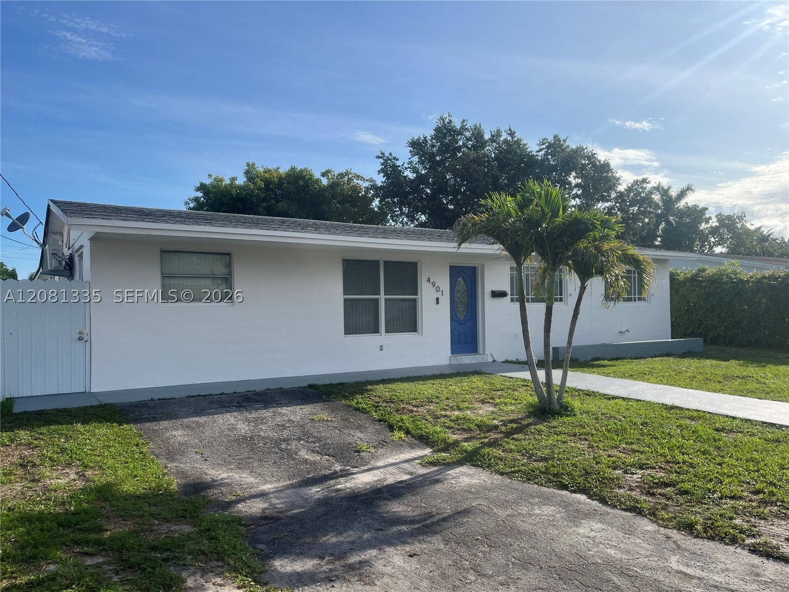 4901 NW 177th St, Miami Gardens FL 33055