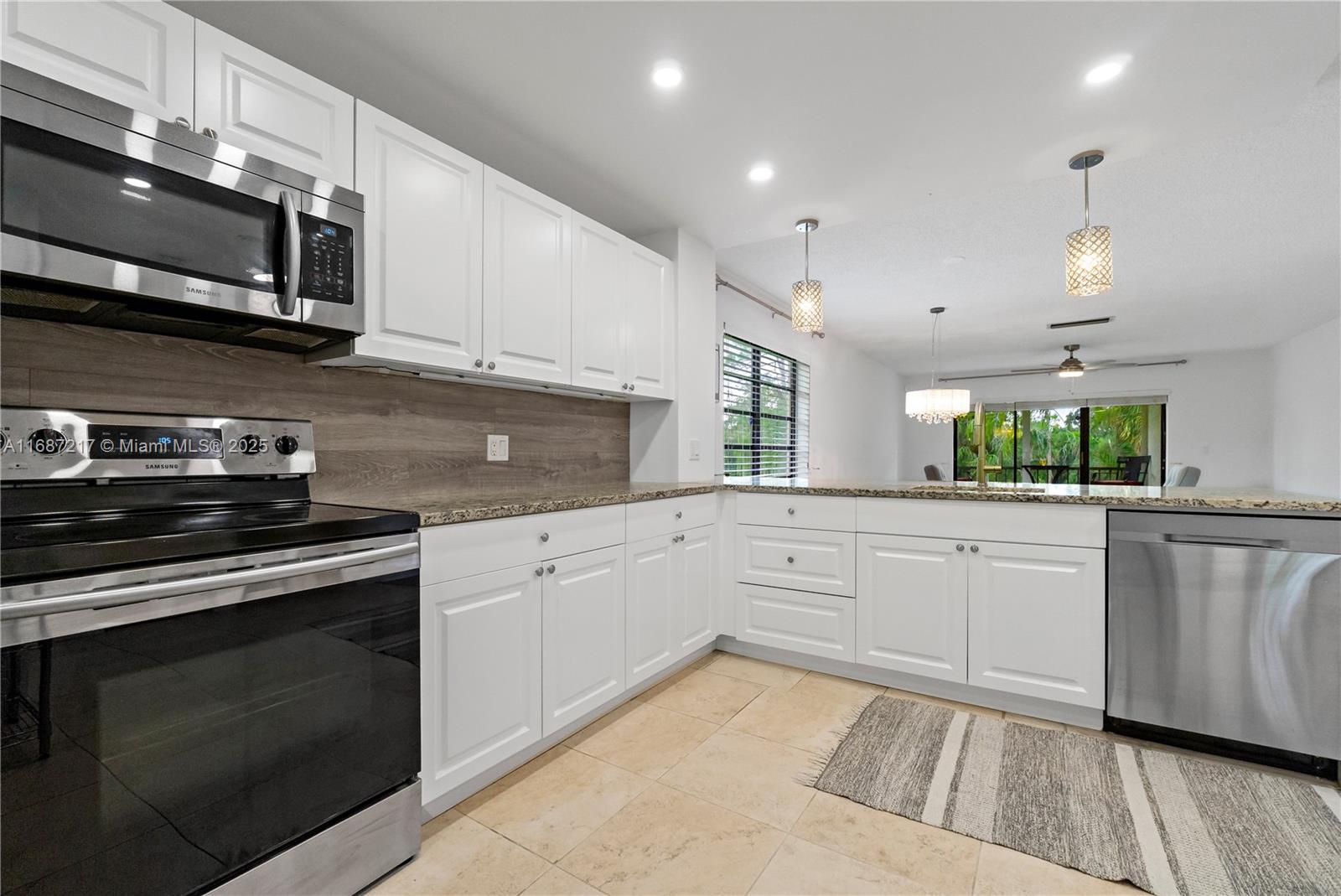 VISTAS OF BOCA LAGO CONDO - Residential