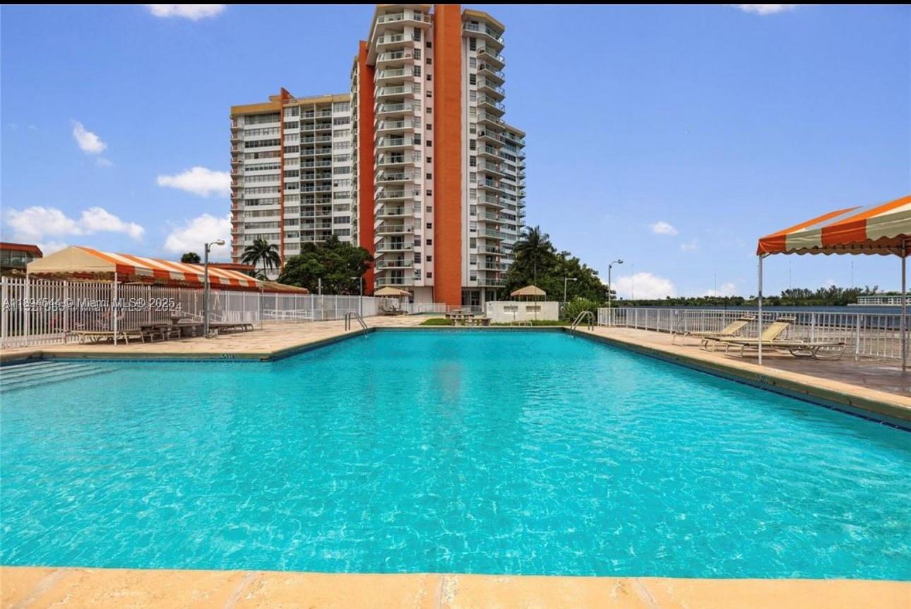 BUCKLEY TOWERS CONDO - EA - Residential Lease