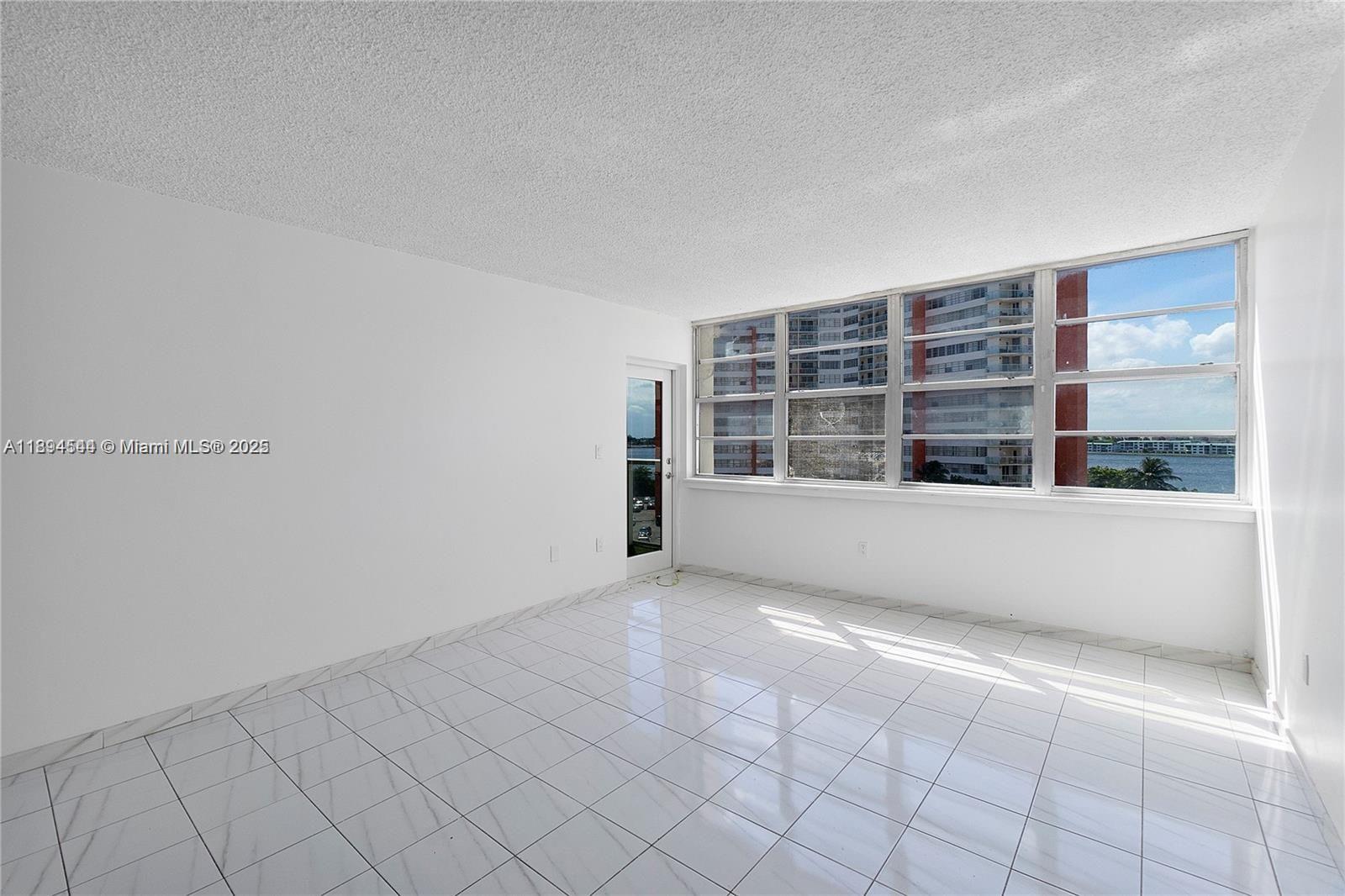 BUCKLEY TOWERS CONDO - EA - Residential Lease