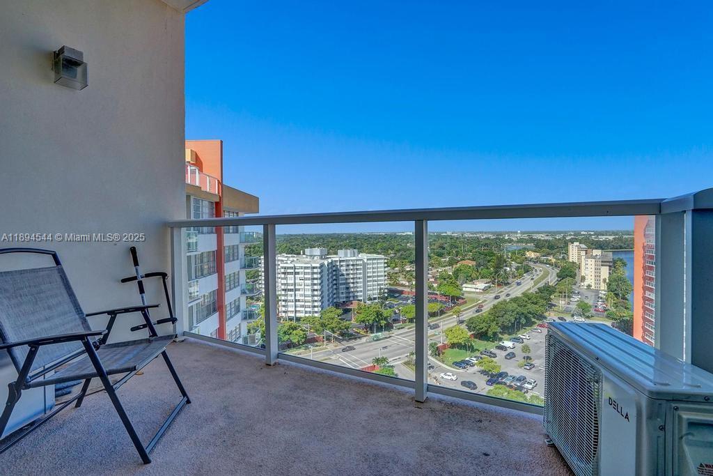 BUCKLEY TOWERS CONDO - EA - Residential Lease