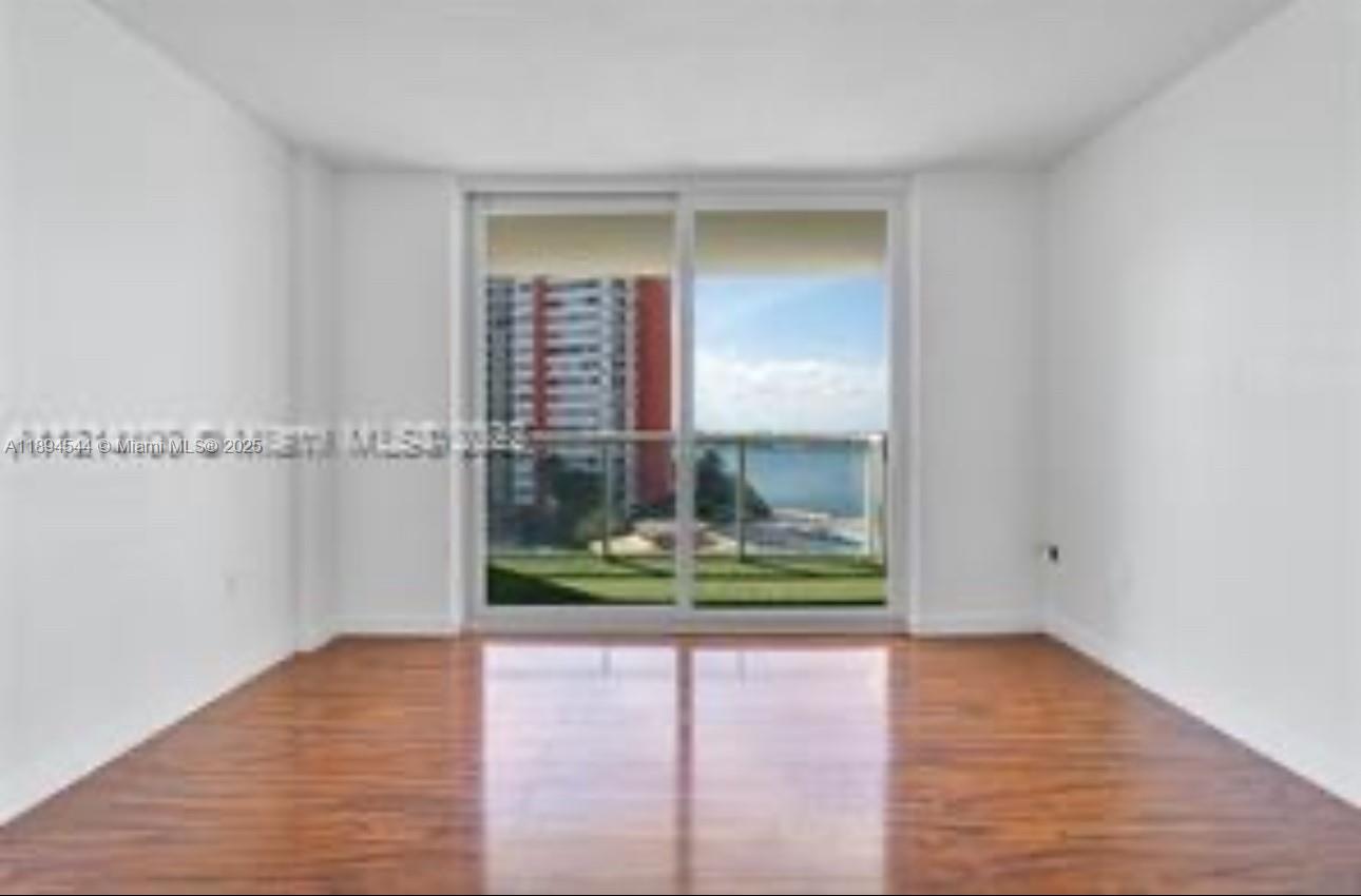 BUCKLEY TOWERS CONDO - EA - Residential Lease