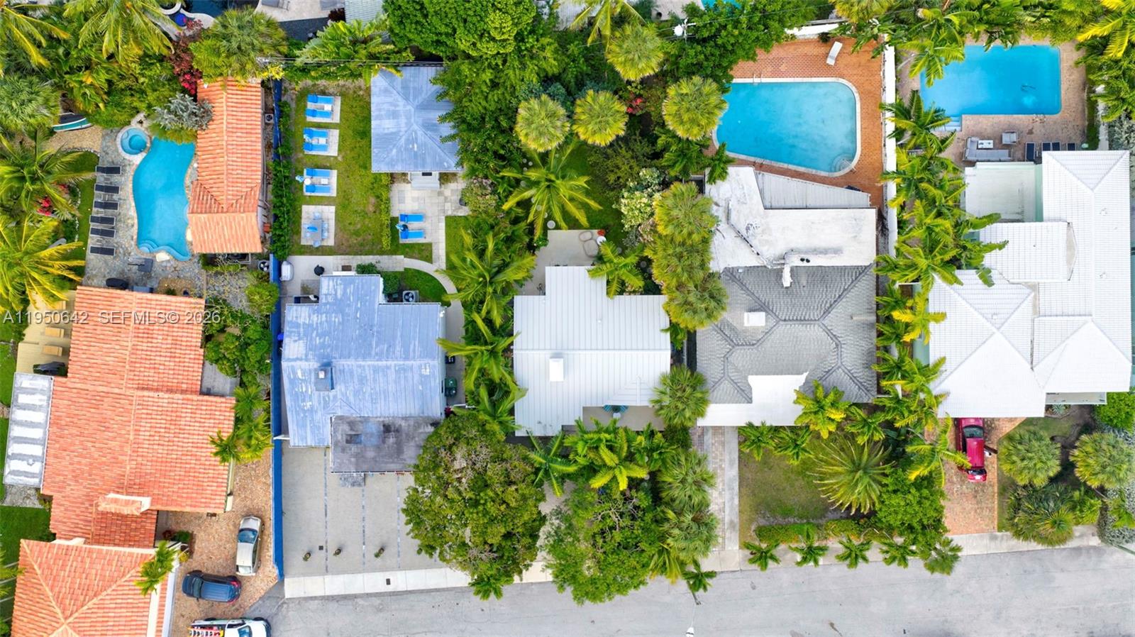 LAS OLAS BY THE SEA EXT - Residential