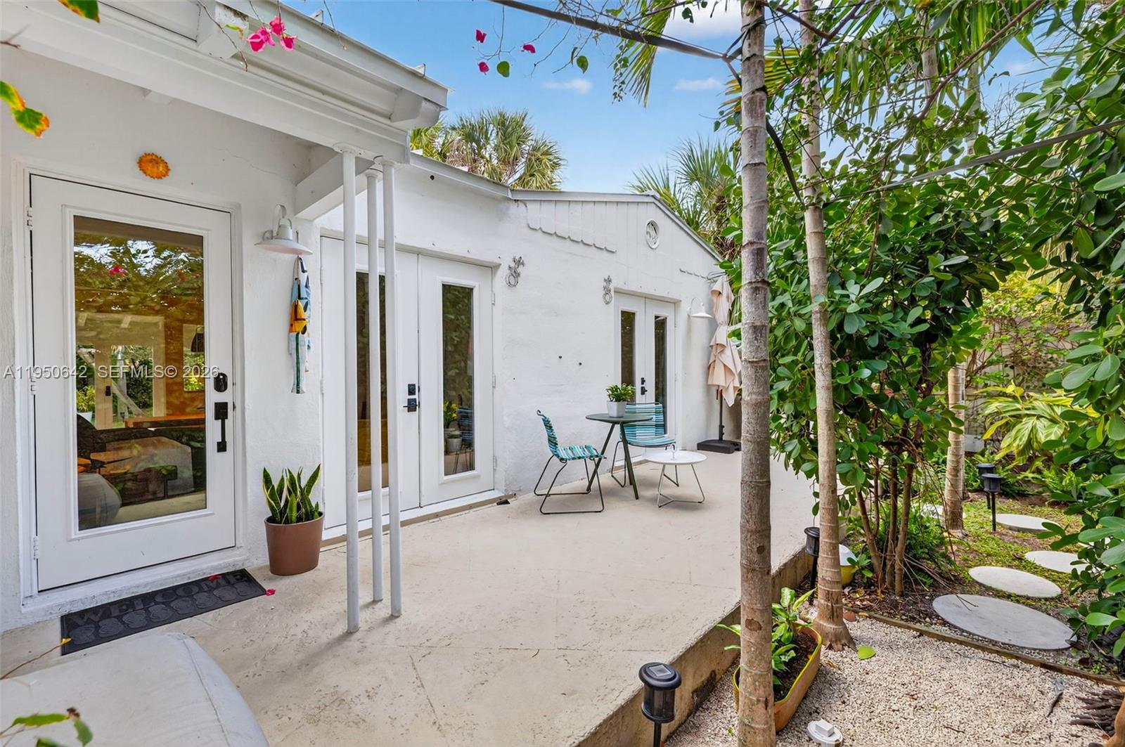 LAS OLAS BY THE SEA EXT - Residential