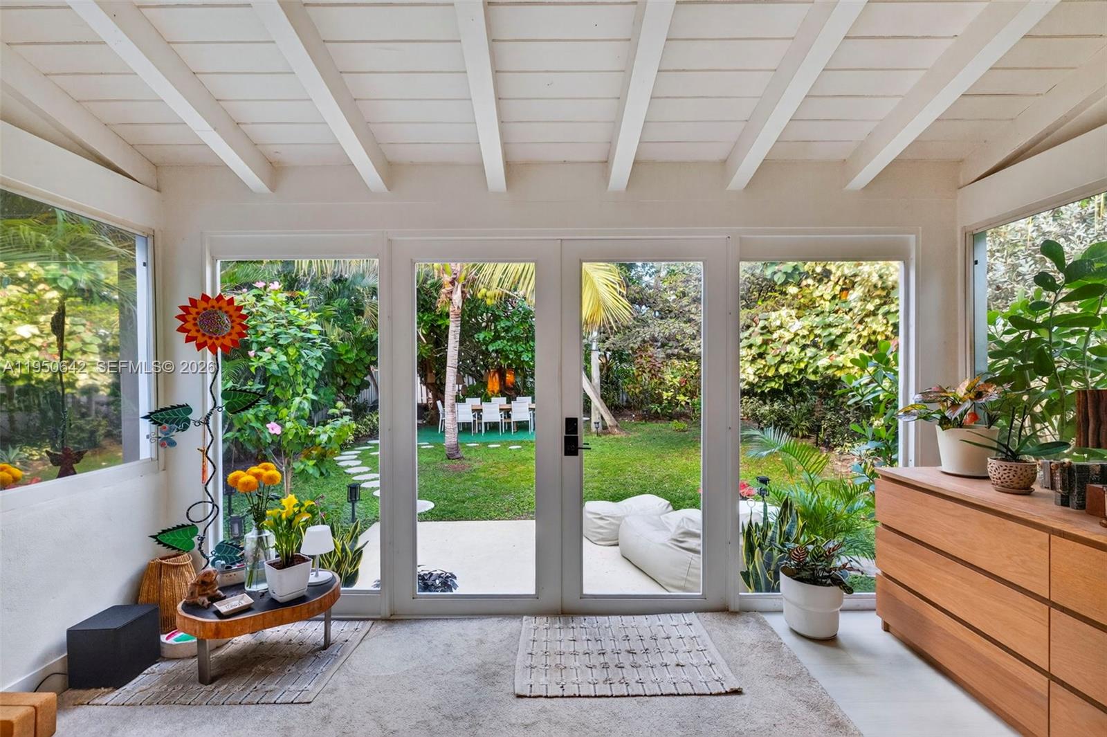 LAS OLAS BY THE SEA EXT - Residential