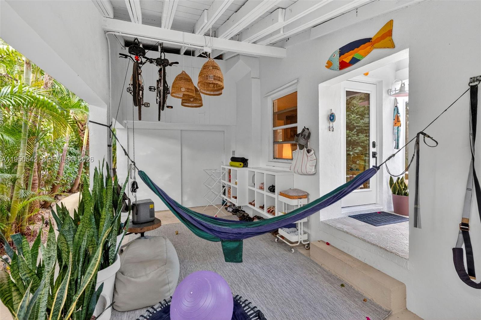 LAS OLAS BY THE SEA EXT - Residential