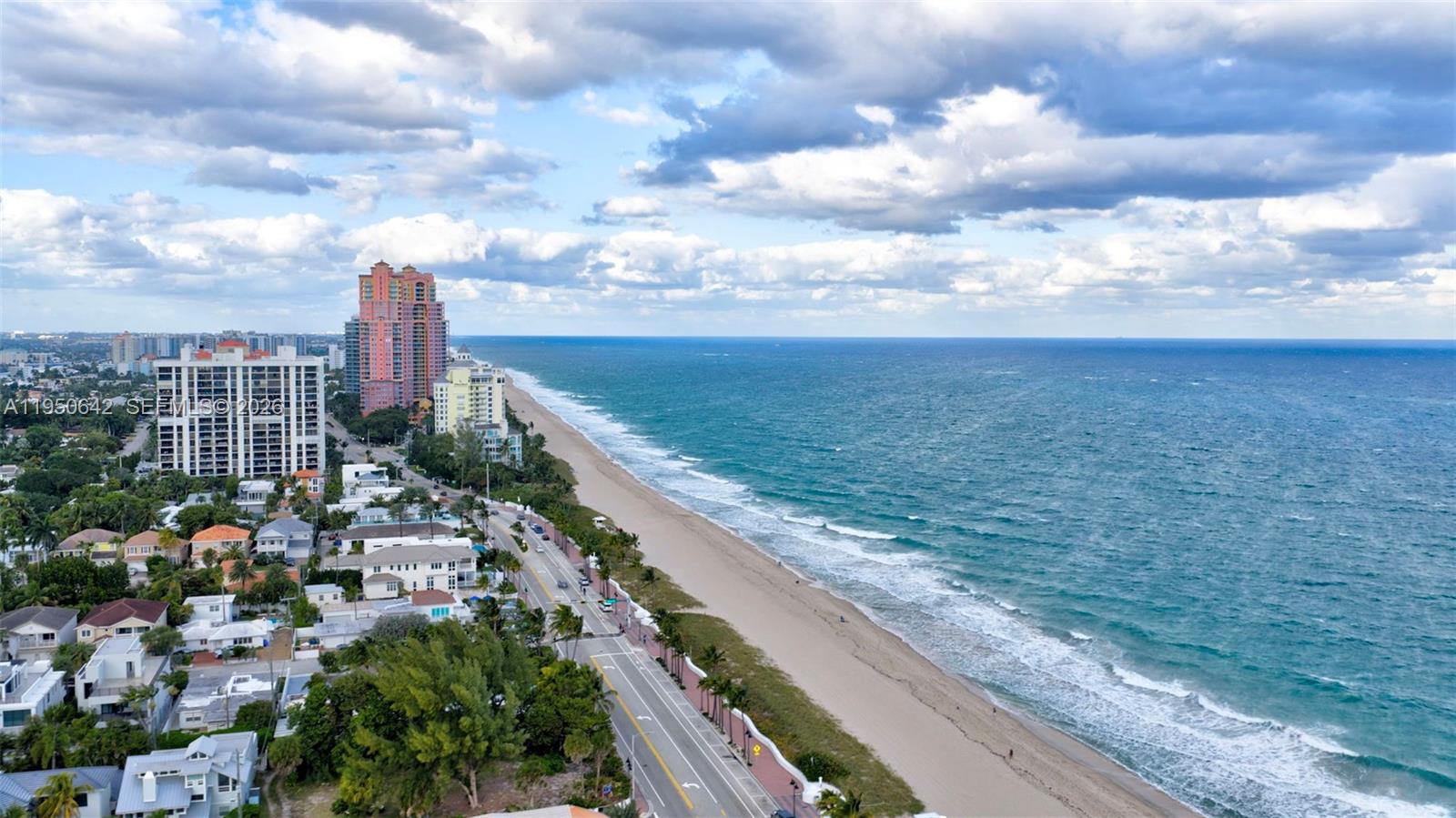 LAS OLAS BY THE SEA EXT - Residential