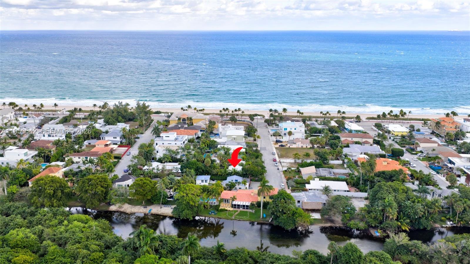 LAS OLAS BY THE SEA EXT - Residential