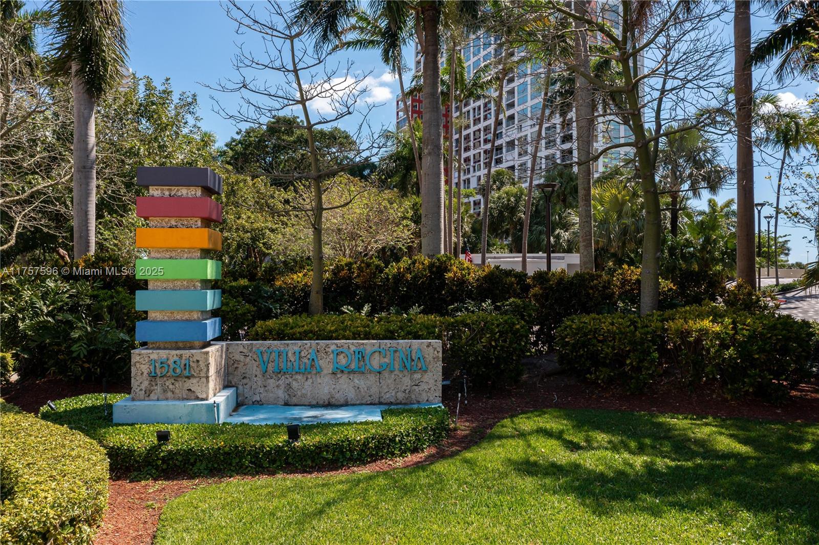 VILLA REGINA CONDO - Residential