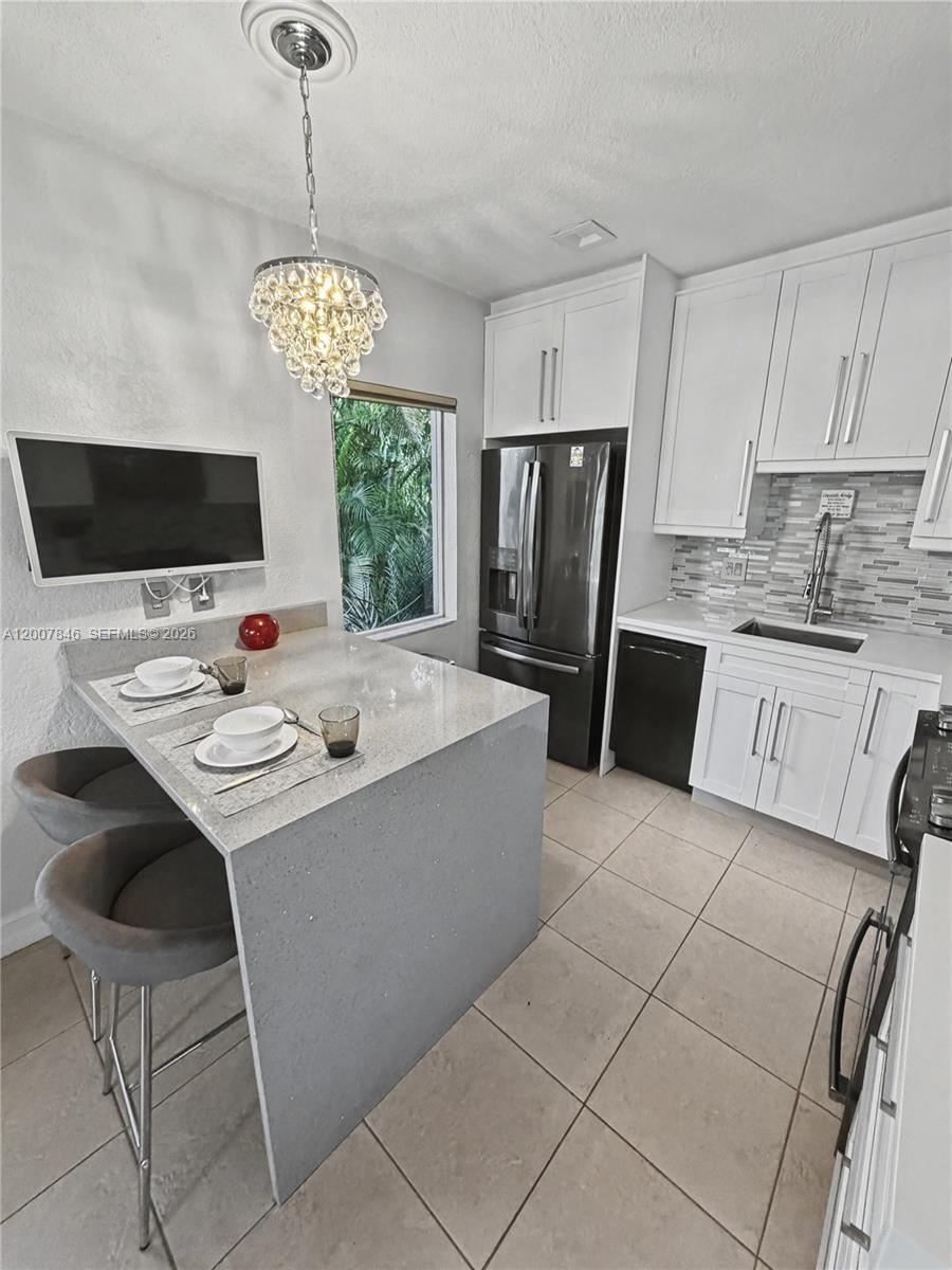 1423 Holly Heights Dr 11