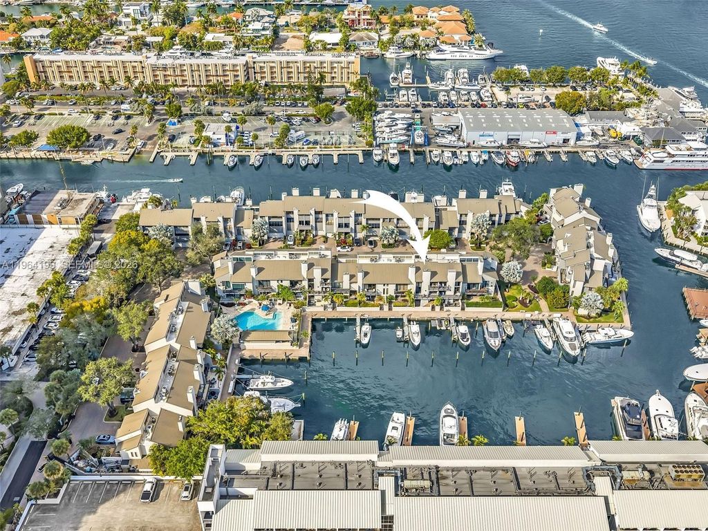 Photo of 15 Port Side Dr #15C, Fort Lauderdale, FL 33316 (MLS # A11964199)