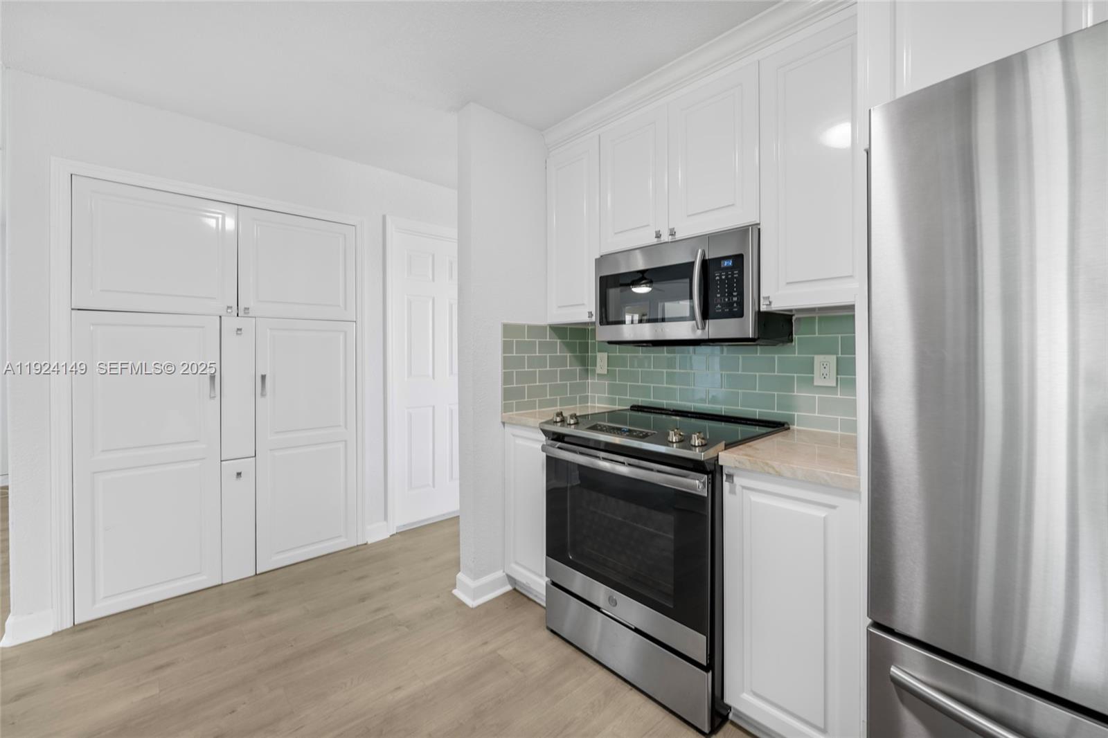 LAUDERDALE WEST SEC 4 - Residential