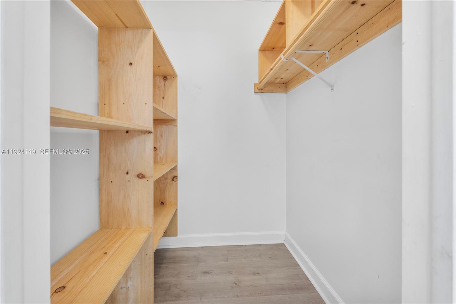 LAUDERDALE WEST SEC 4 - Residential