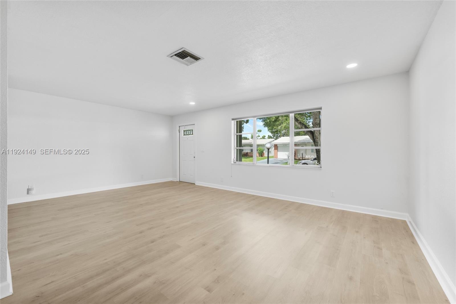 LAUDERDALE WEST SEC 4 - Residential