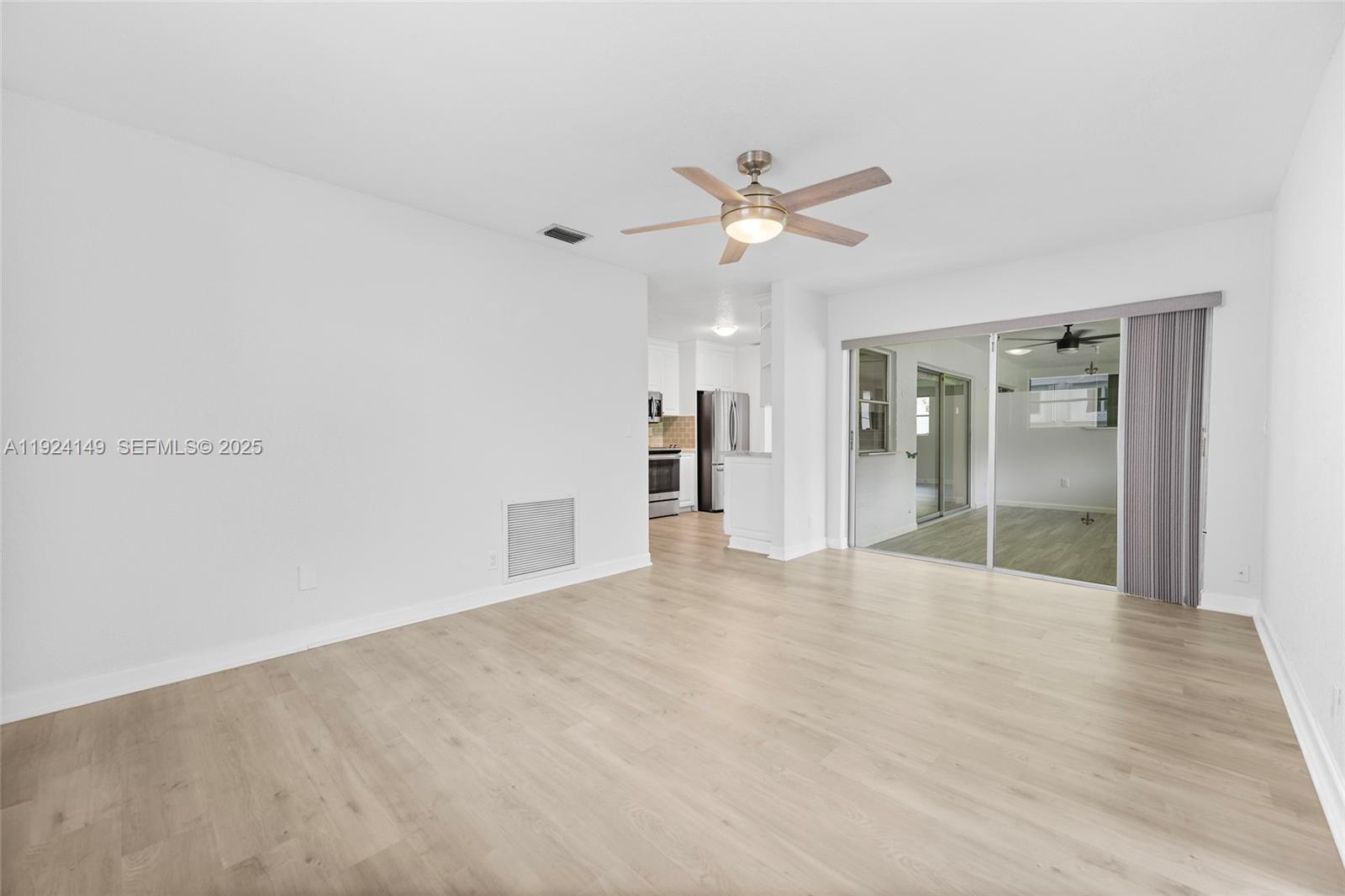 LAUDERDALE WEST SEC 4 - Residential