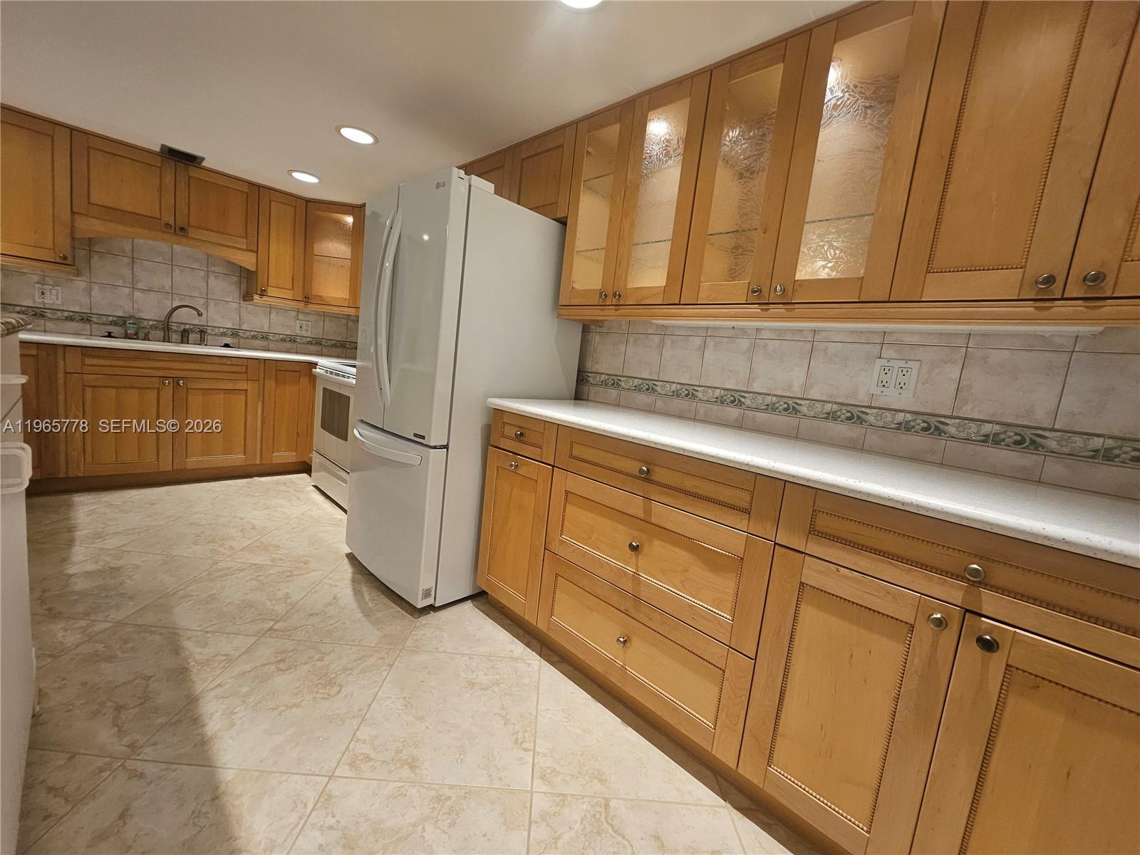 RIVER REACH CONDOMINIUM I - Residential