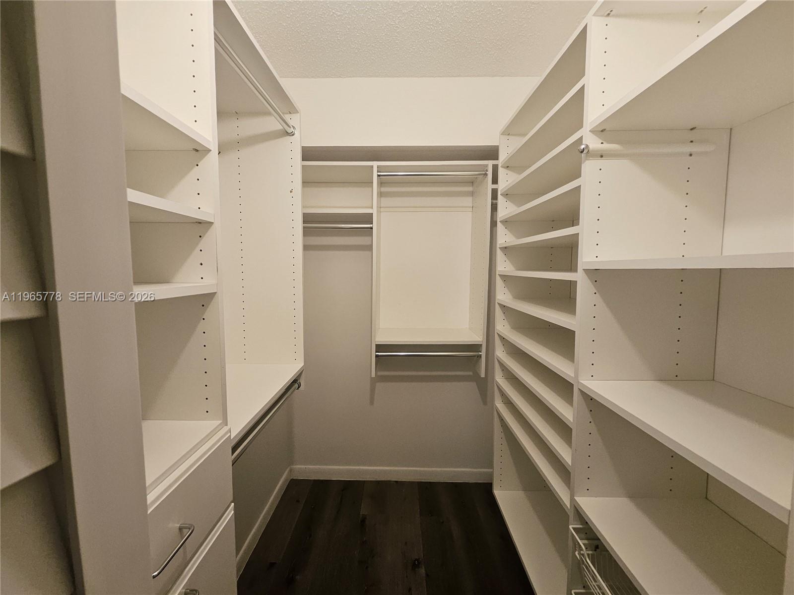 RIVER REACH CONDOMINIUM I - Residential