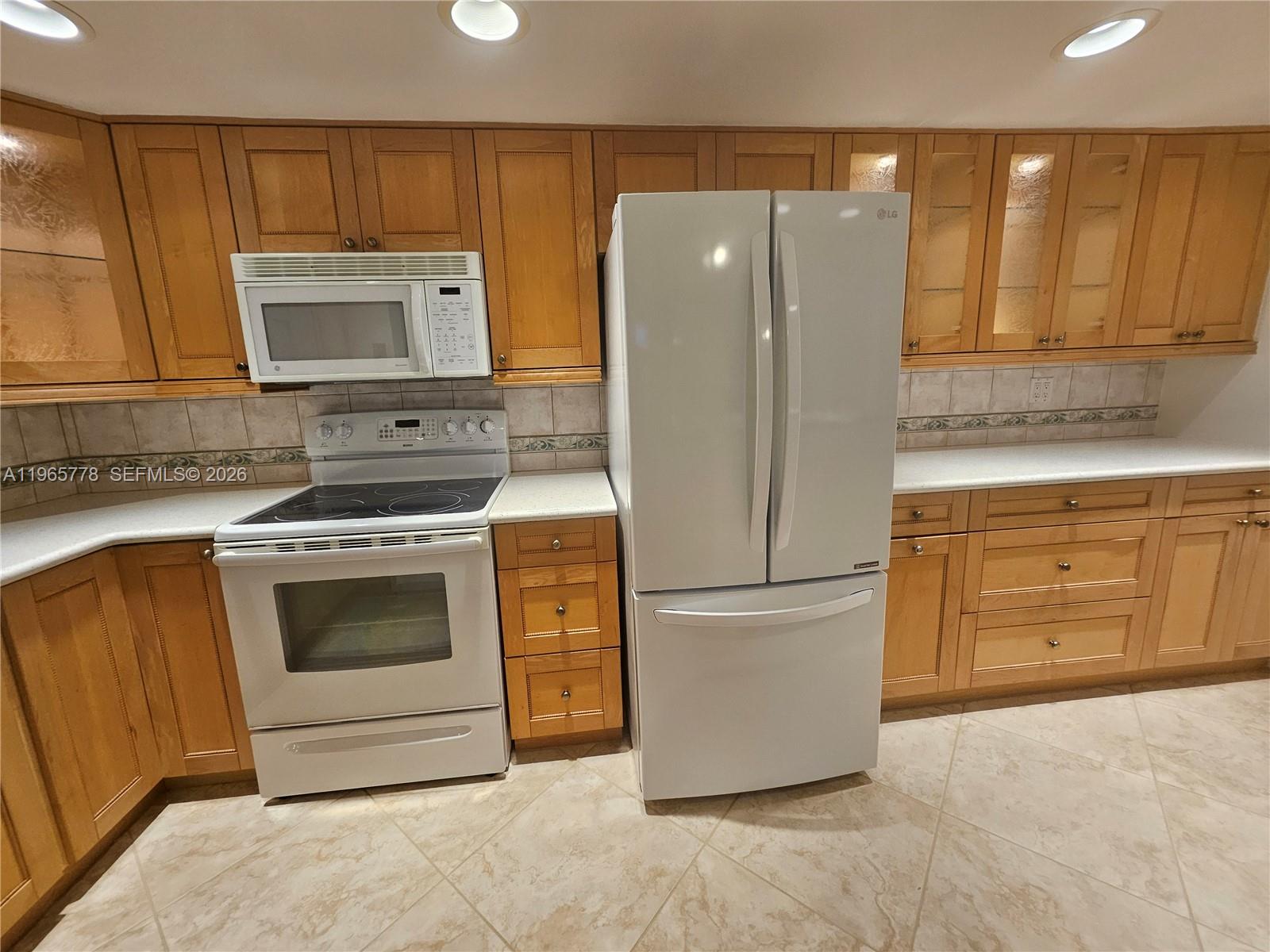 RIVER REACH CONDOMINIUM I - Residential