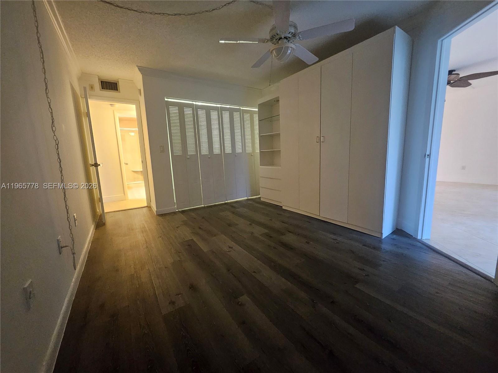 RIVER REACH CONDOMINIUM I - Residential