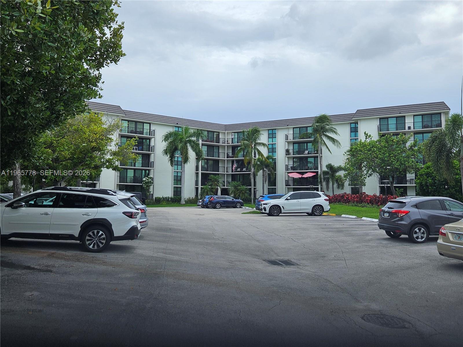 RIVER REACH CONDOMINIUM I - Residential