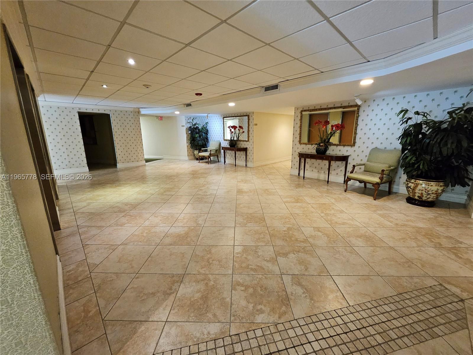 RIVER REACH CONDOMINIUM I - Residential