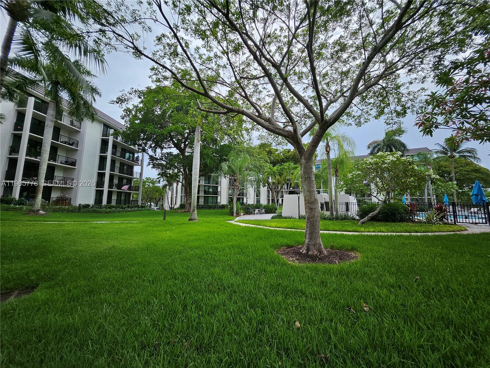 RIVER REACH CONDOMINIUM I - Residential