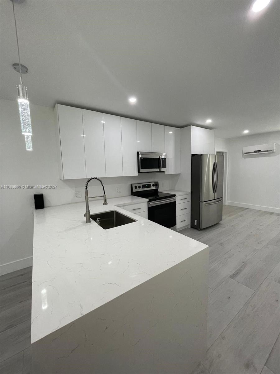 OAK GROVE - Residential