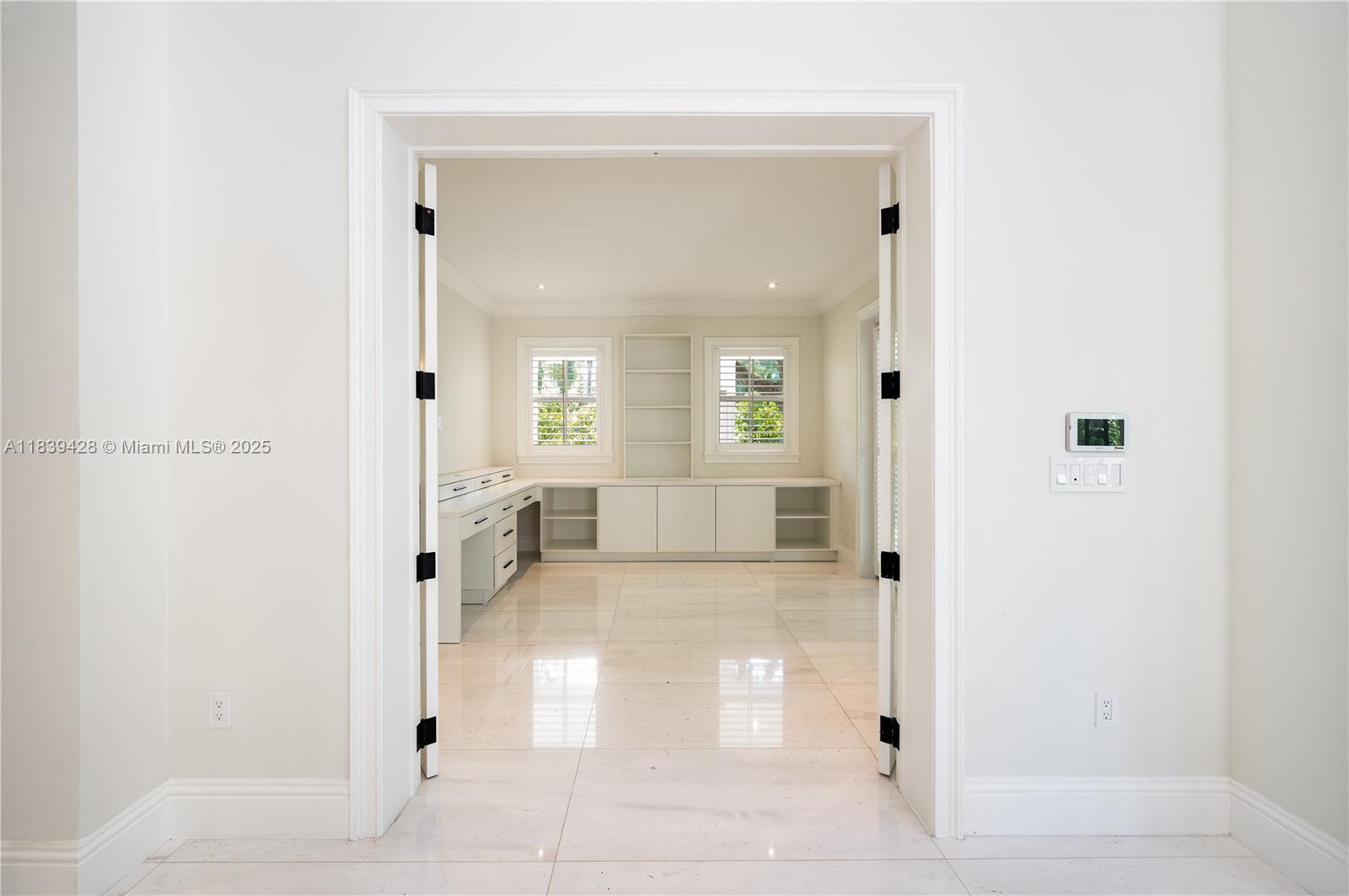 CUTLER OAKS ESTATES - Residential Lease