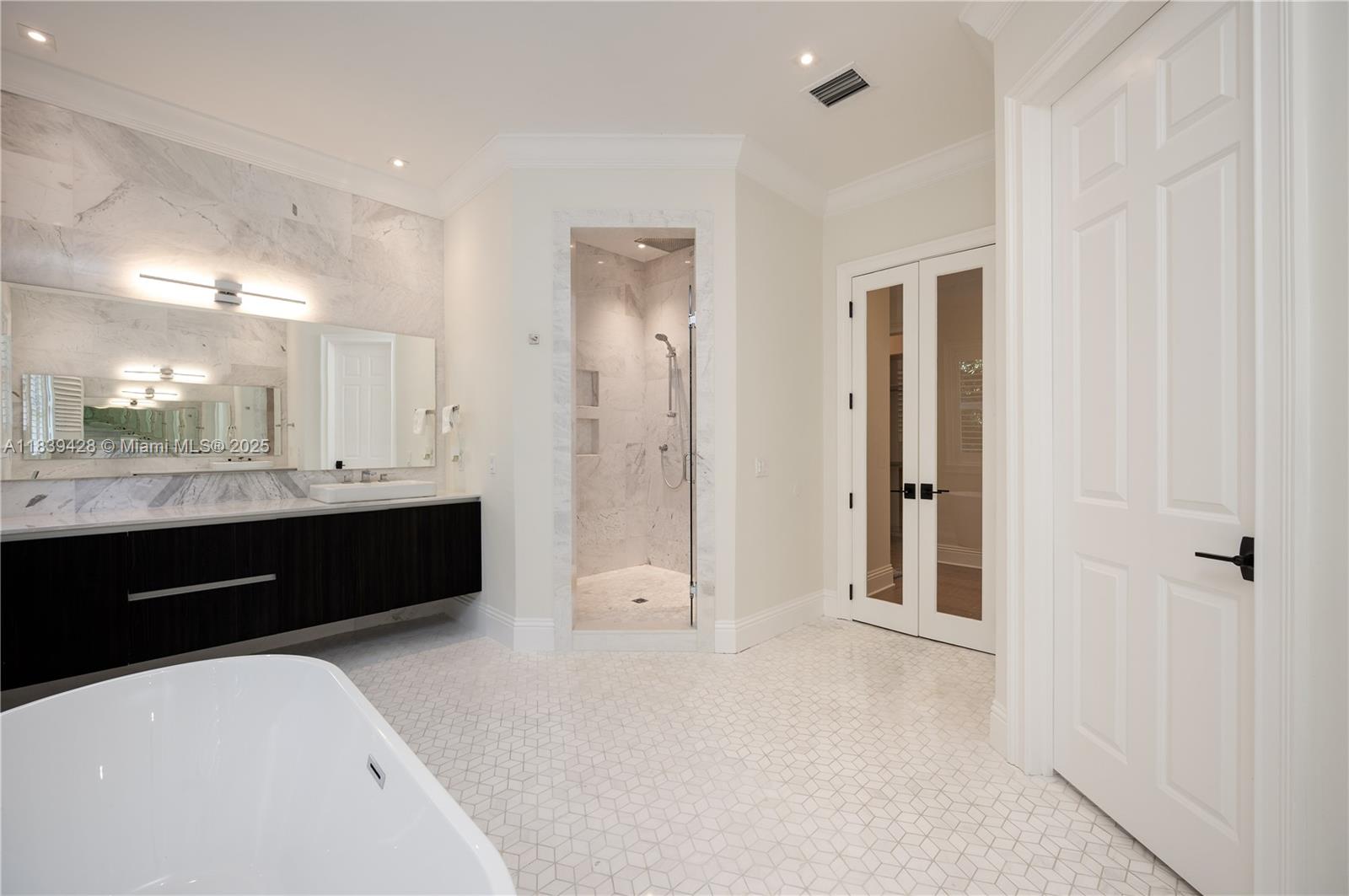 CUTLER OAKS ESTATES - Residential Lease