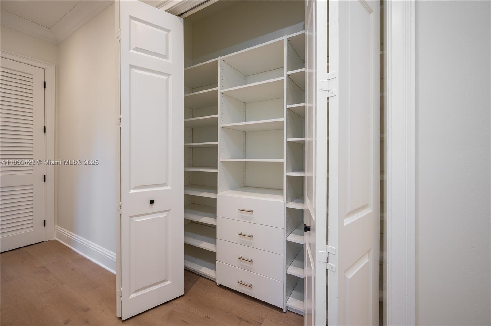 CUTLER OAKS ESTATES - Residential Lease