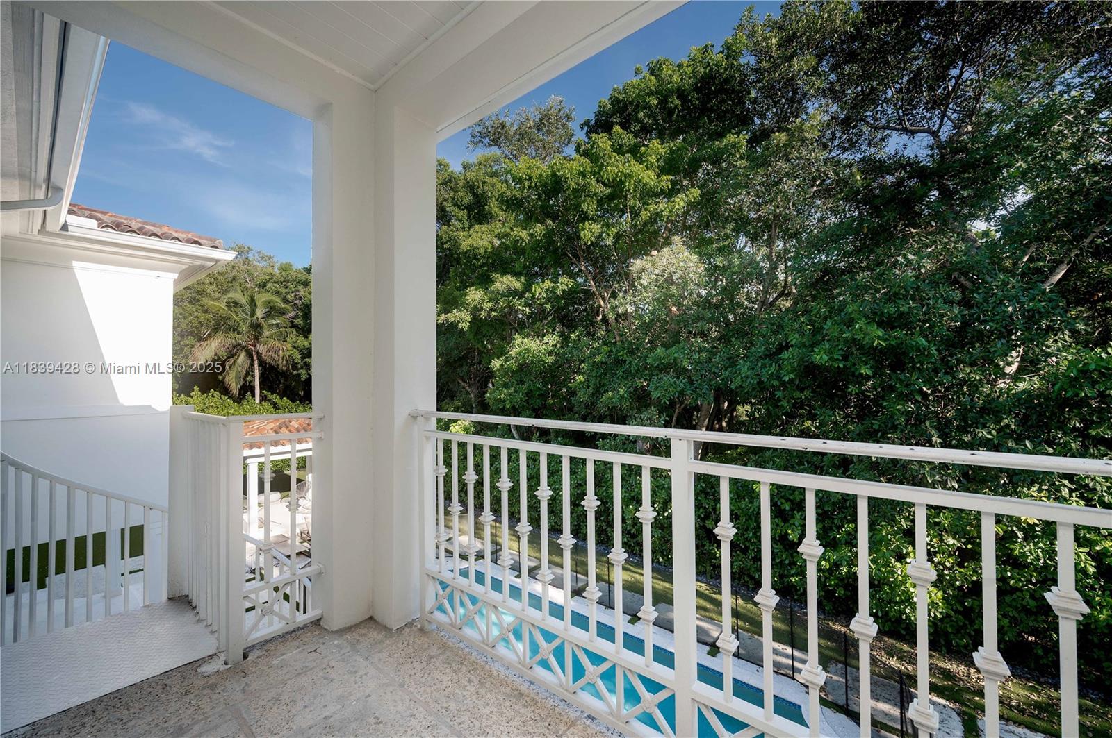 CUTLER OAKS ESTATES - Residential Lease