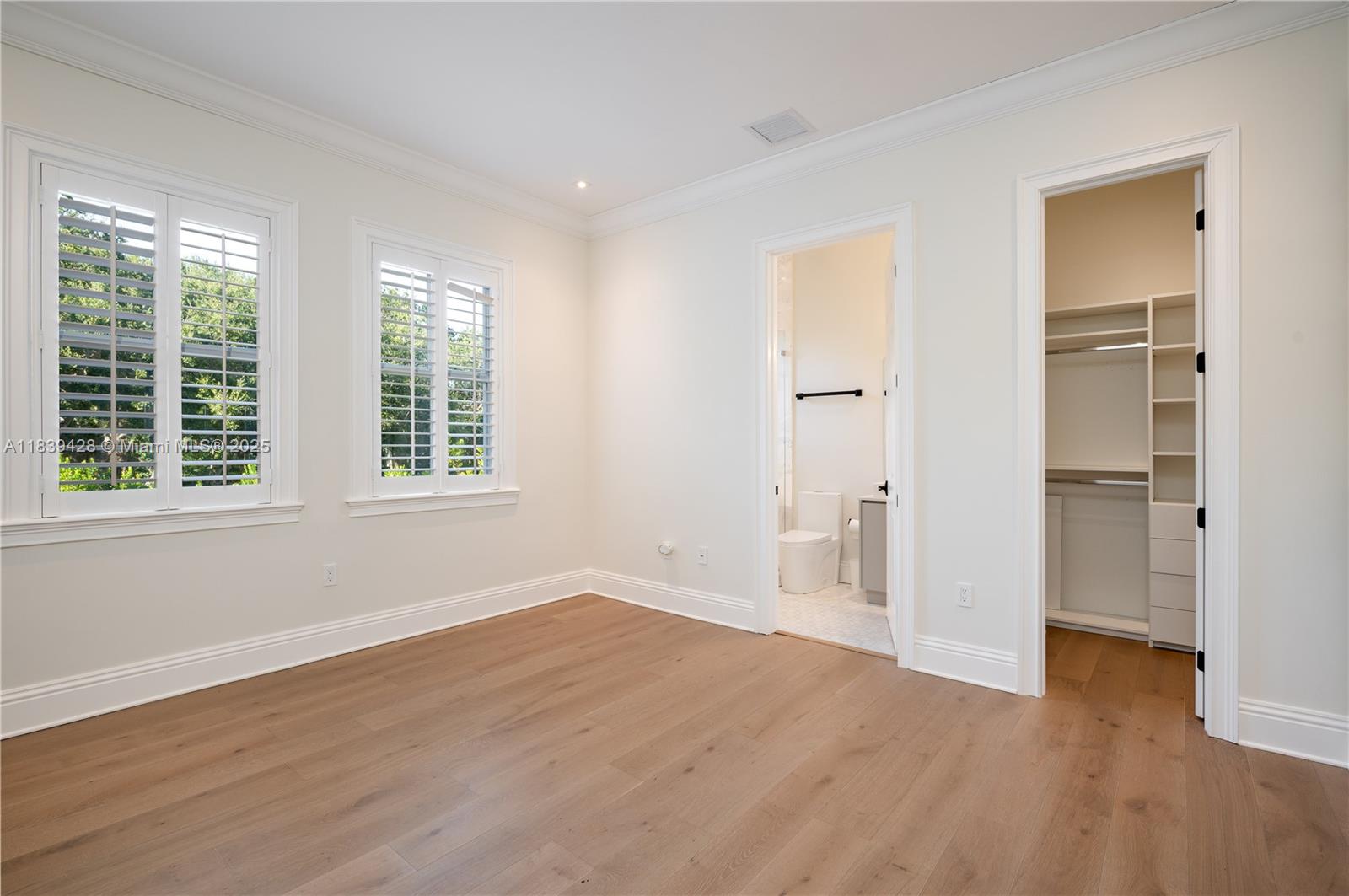 CUTLER OAKS ESTATES - Residential Lease