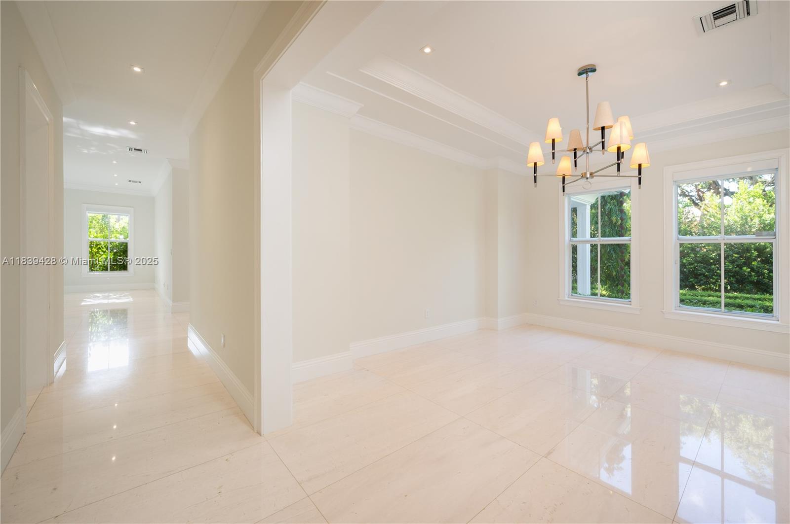 CUTLER OAKS ESTATES - Residential Lease