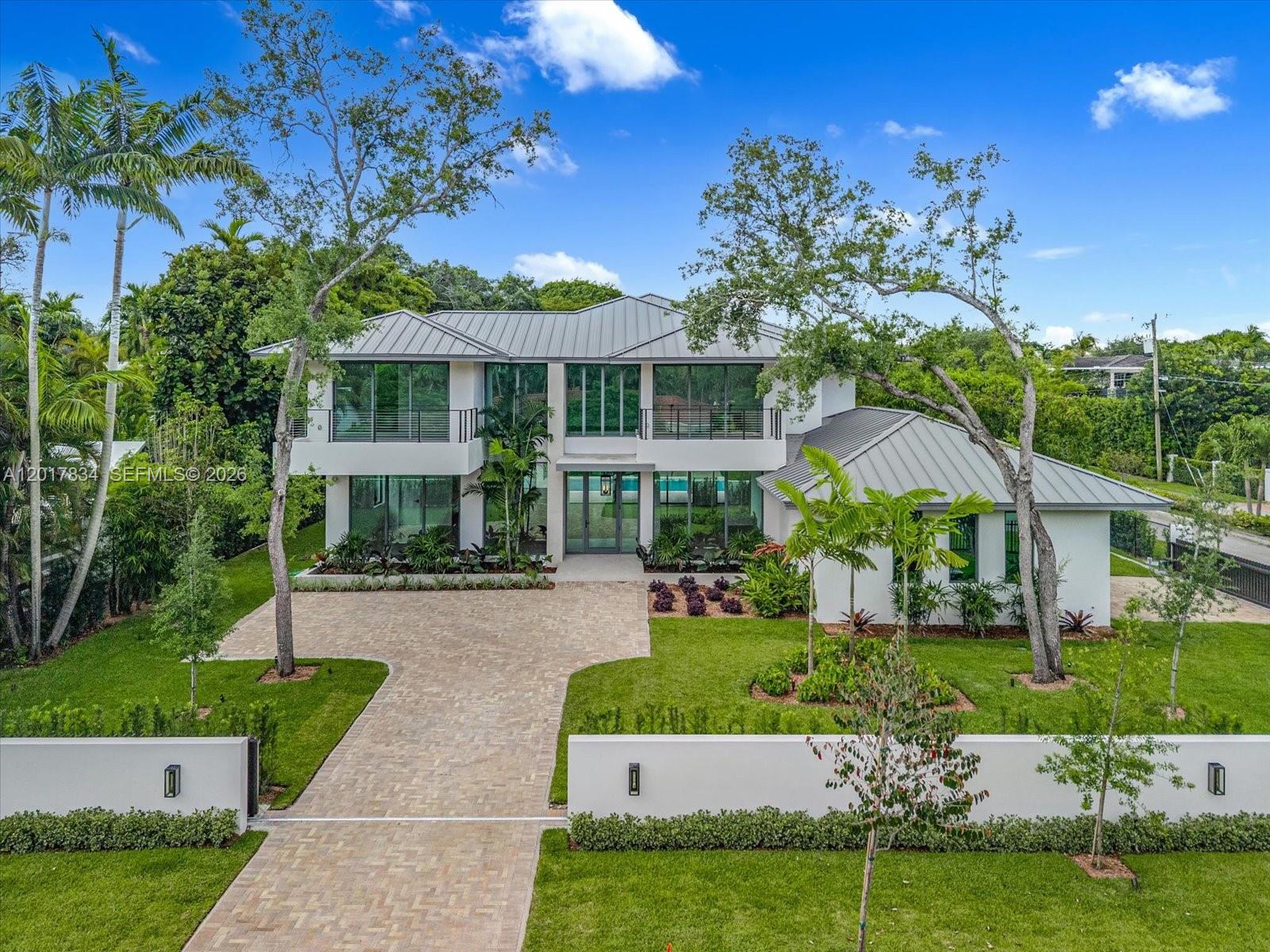 5890 SW 82nd St