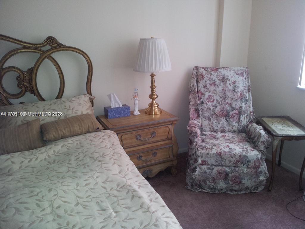 WINSTON TOWERS 100 CONDO - Residential