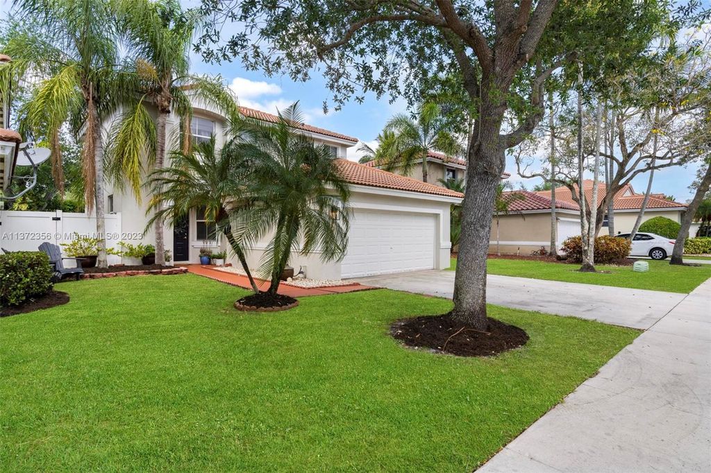 Photo of 14941 SW 50th Ct, Davie, FL 33331 (MLS # A11372356)