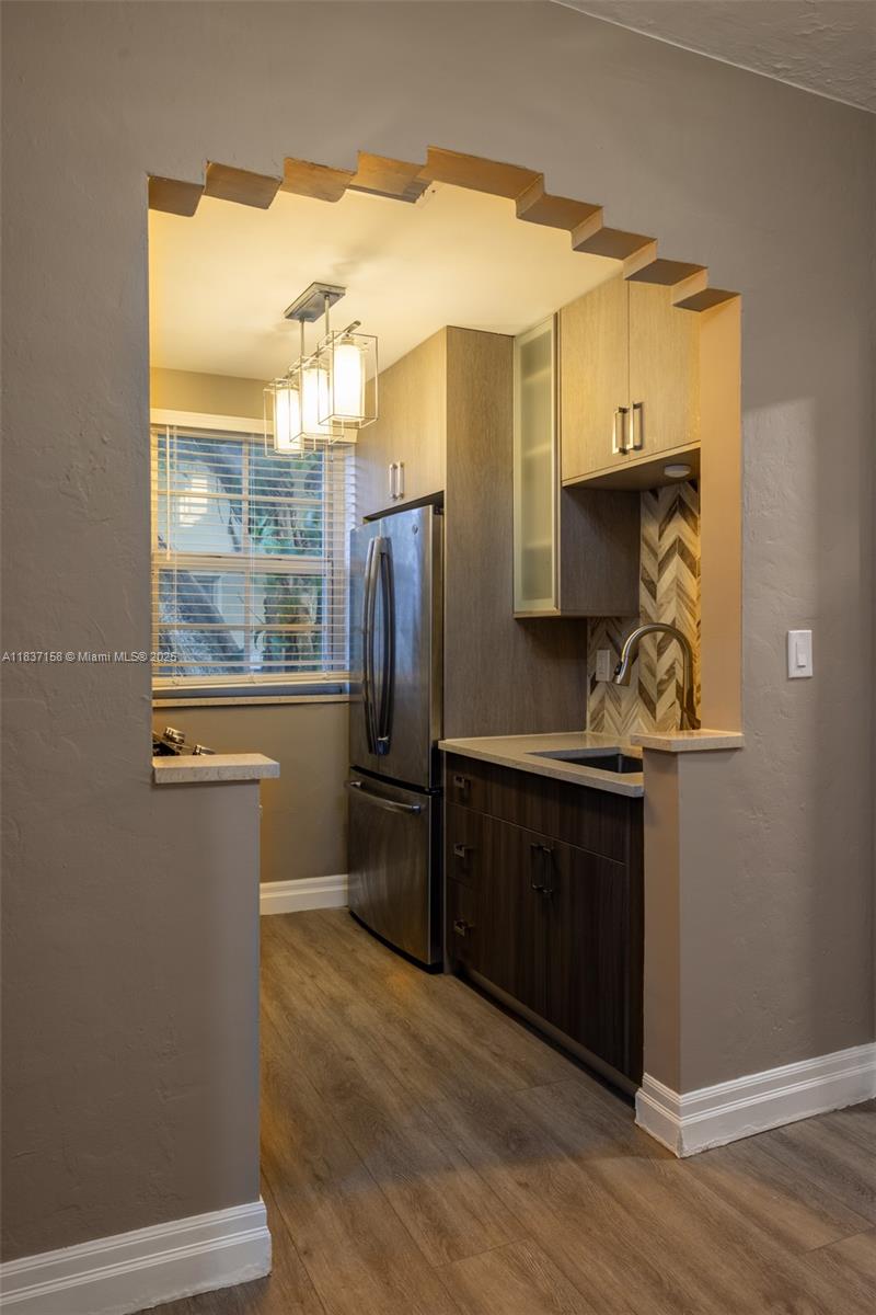 RESIDENCE 1611 CONDO - Residential