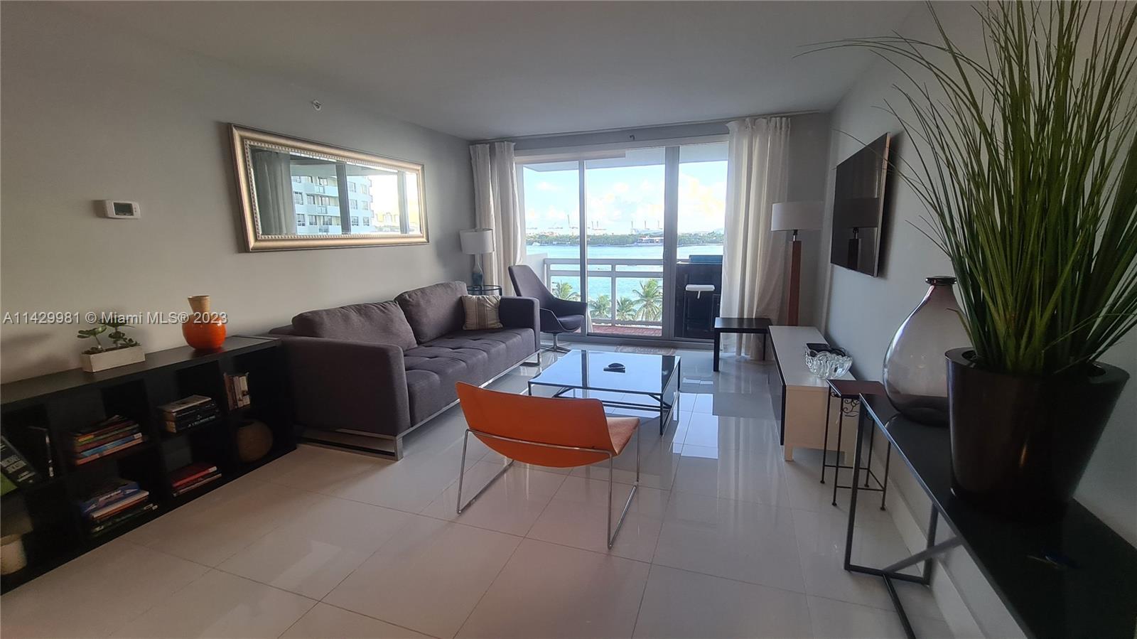 FLAMINGO SOUTH BEACH I CO - Residential Lease