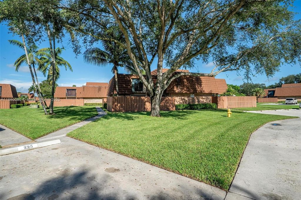 Photo of 2551 Lakeview Ct, Cooper City, FL 33026 (MLS # A11880080)