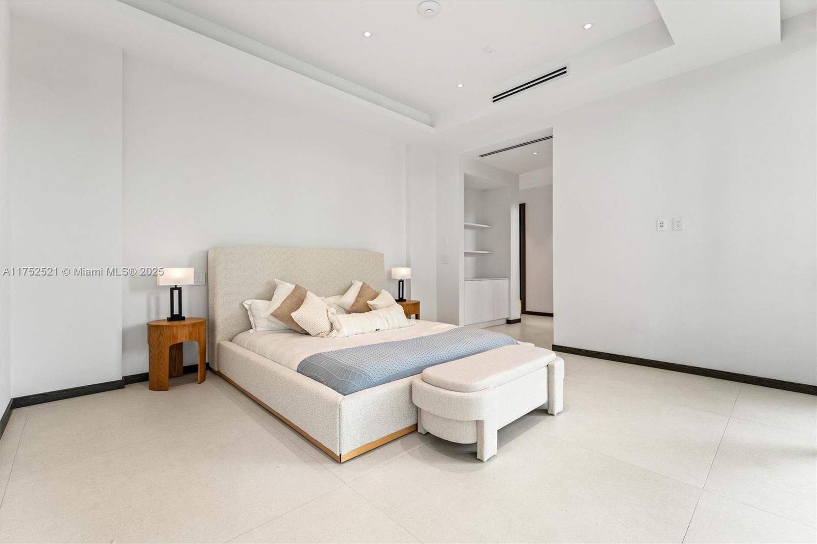 BEVERLY GARDENS - Residential