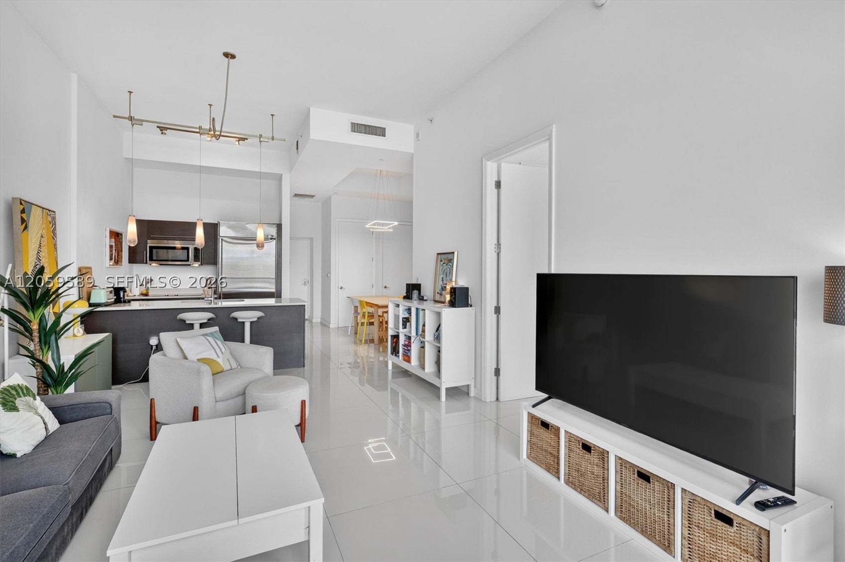 500 Brickell Ave 1100
