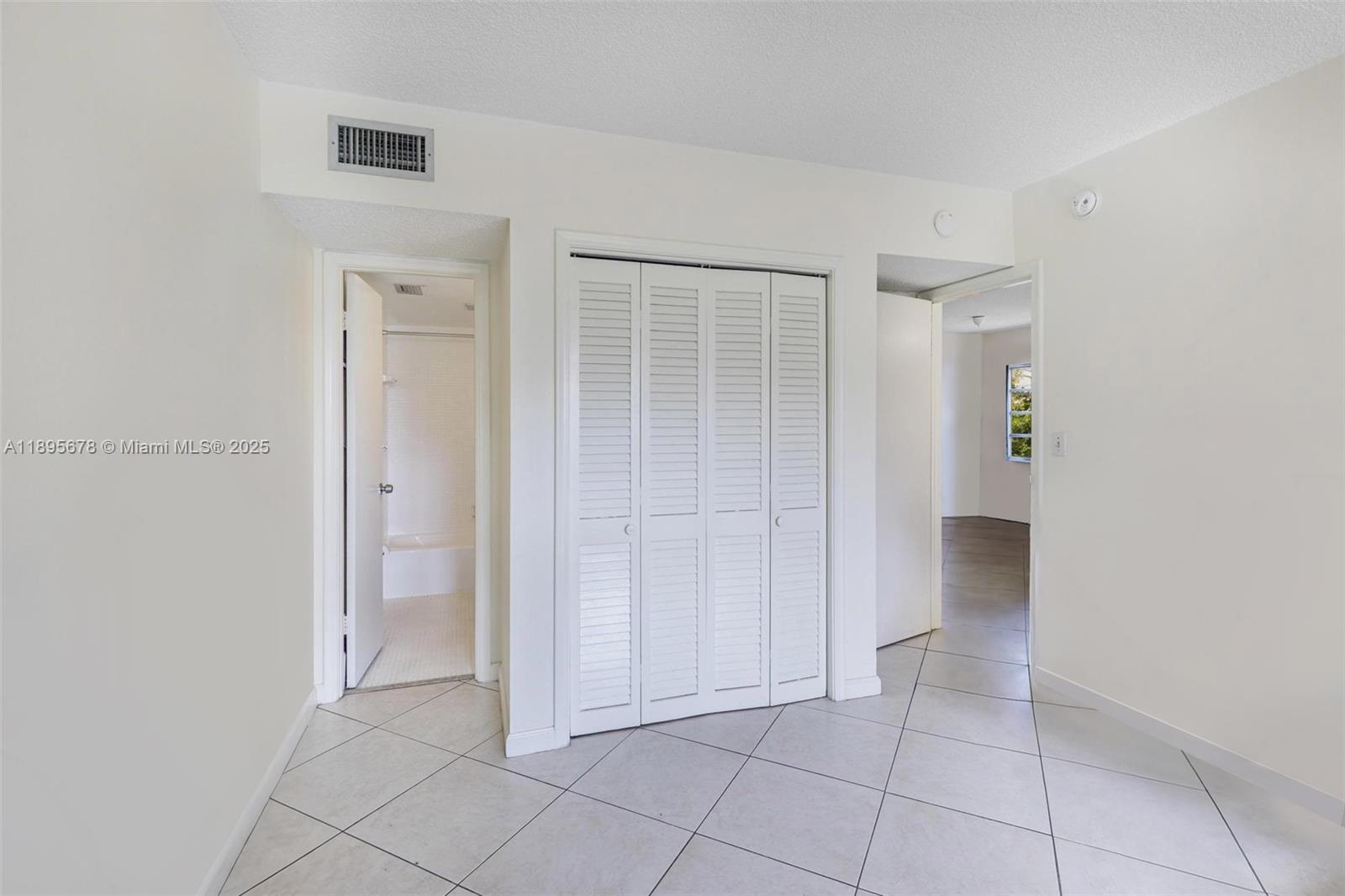 PRINCETON CONDOMINIUM - Residential