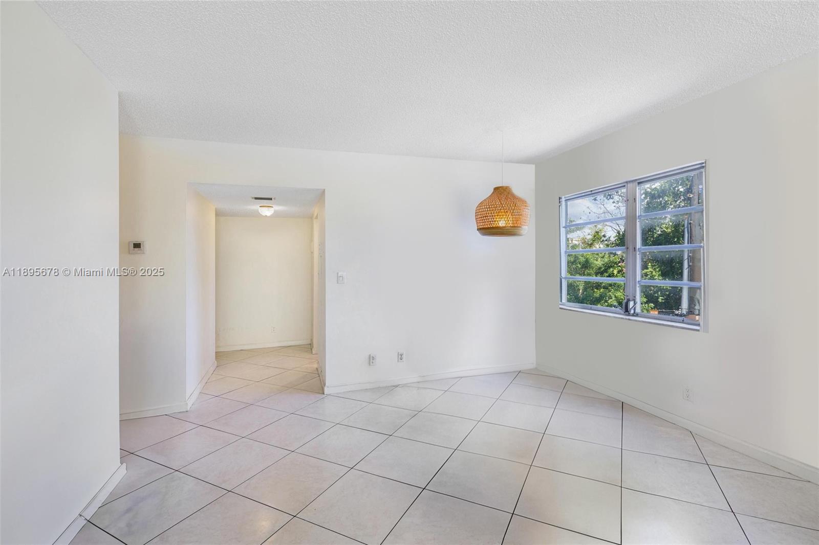 PRINCETON CONDOMINIUM - Residential