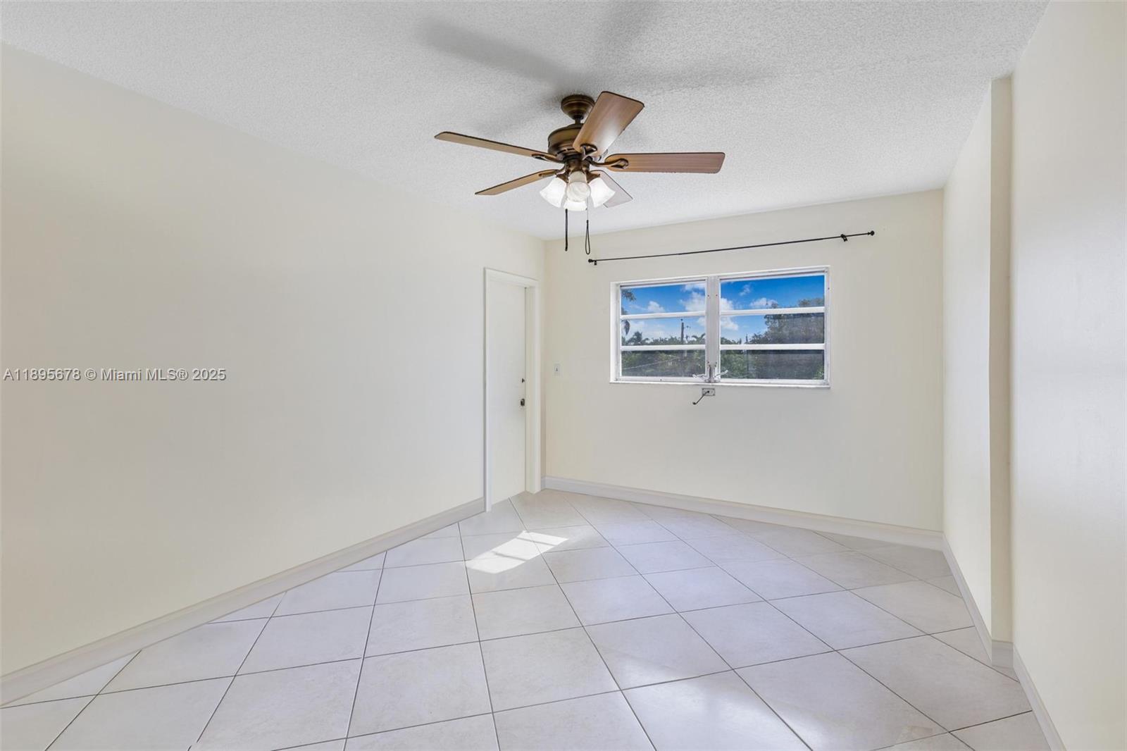 PRINCETON CONDOMINIUM - Residential