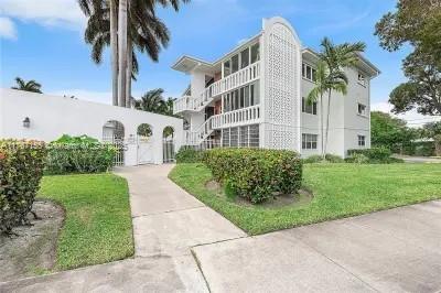 141 Ne 10th Ave 22C, Hallandale Beach, Broward County, Florida - 1 Bedrooms  
1 Bathrooms - 