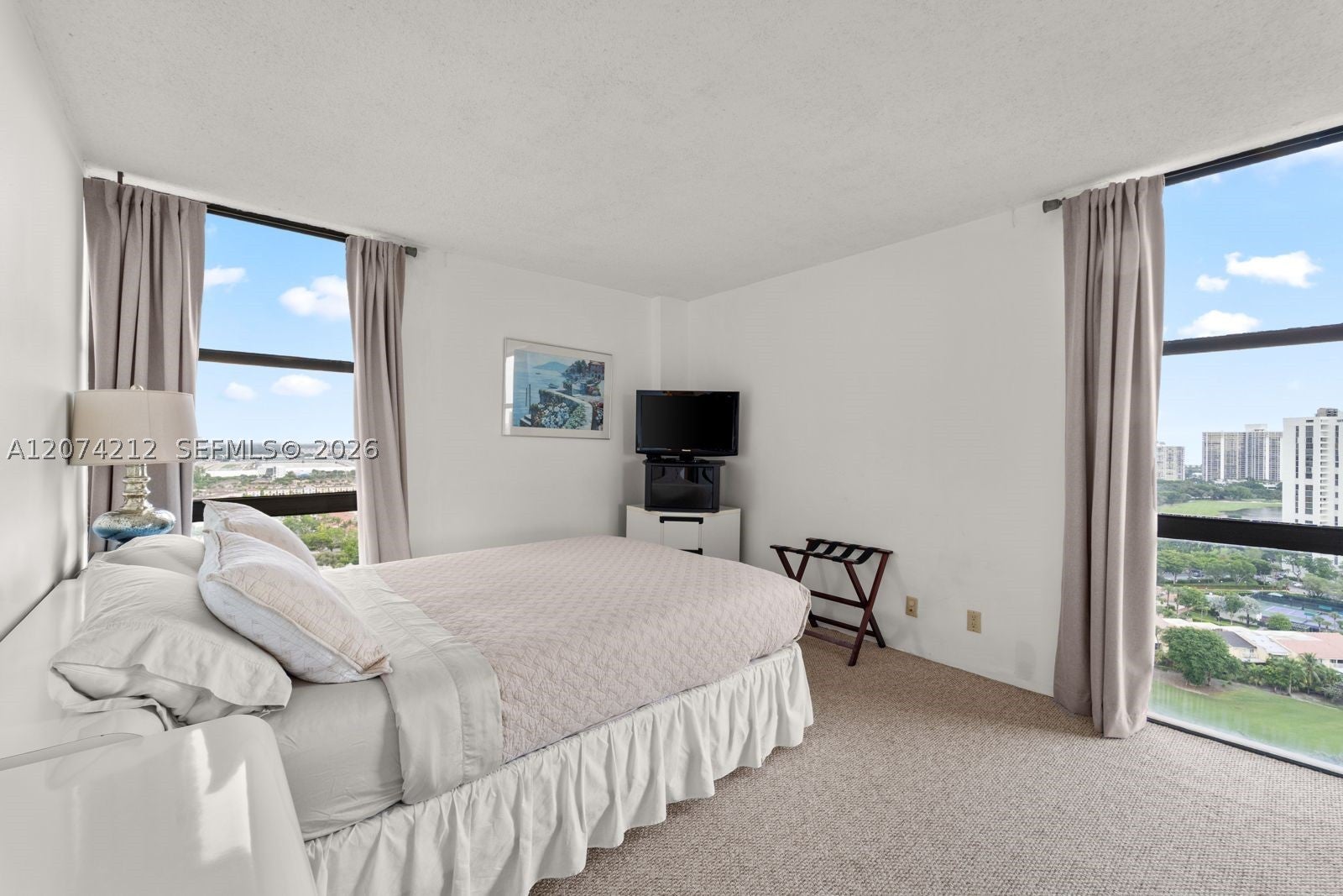 20379 W Country Club Dr 2433
