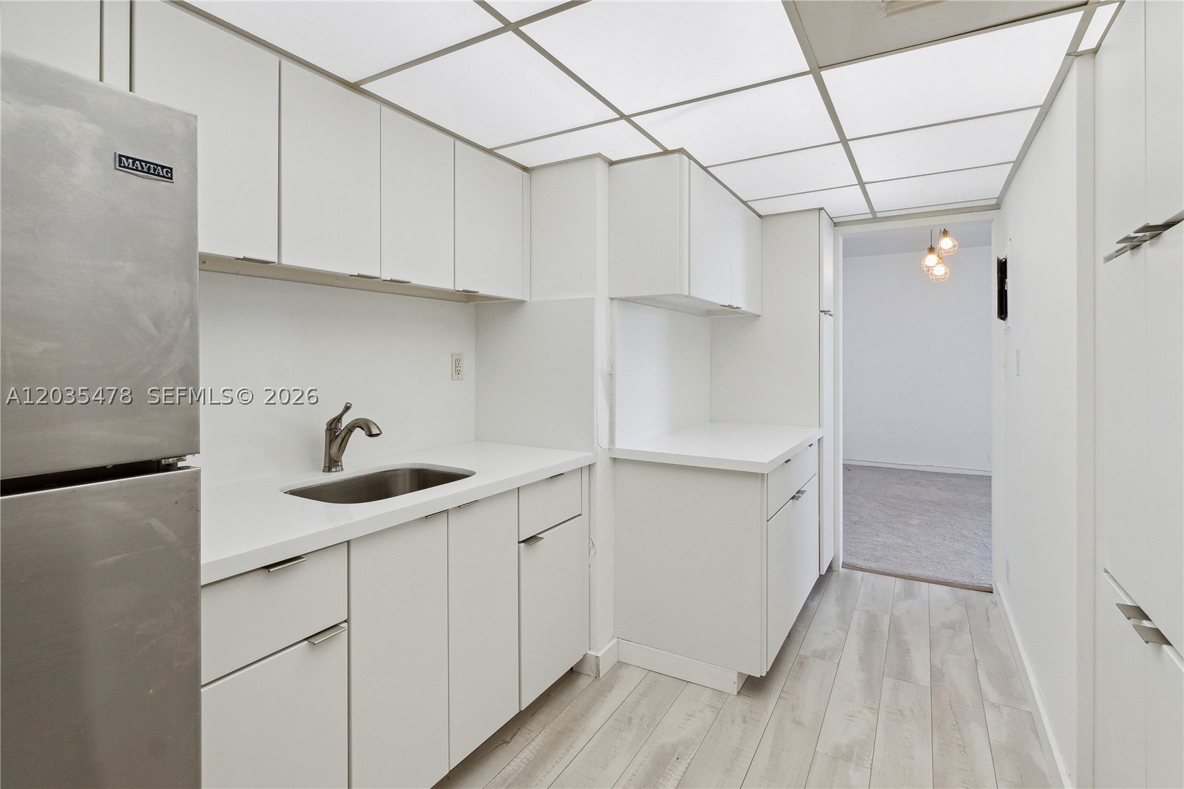 1000 West Ave 821
