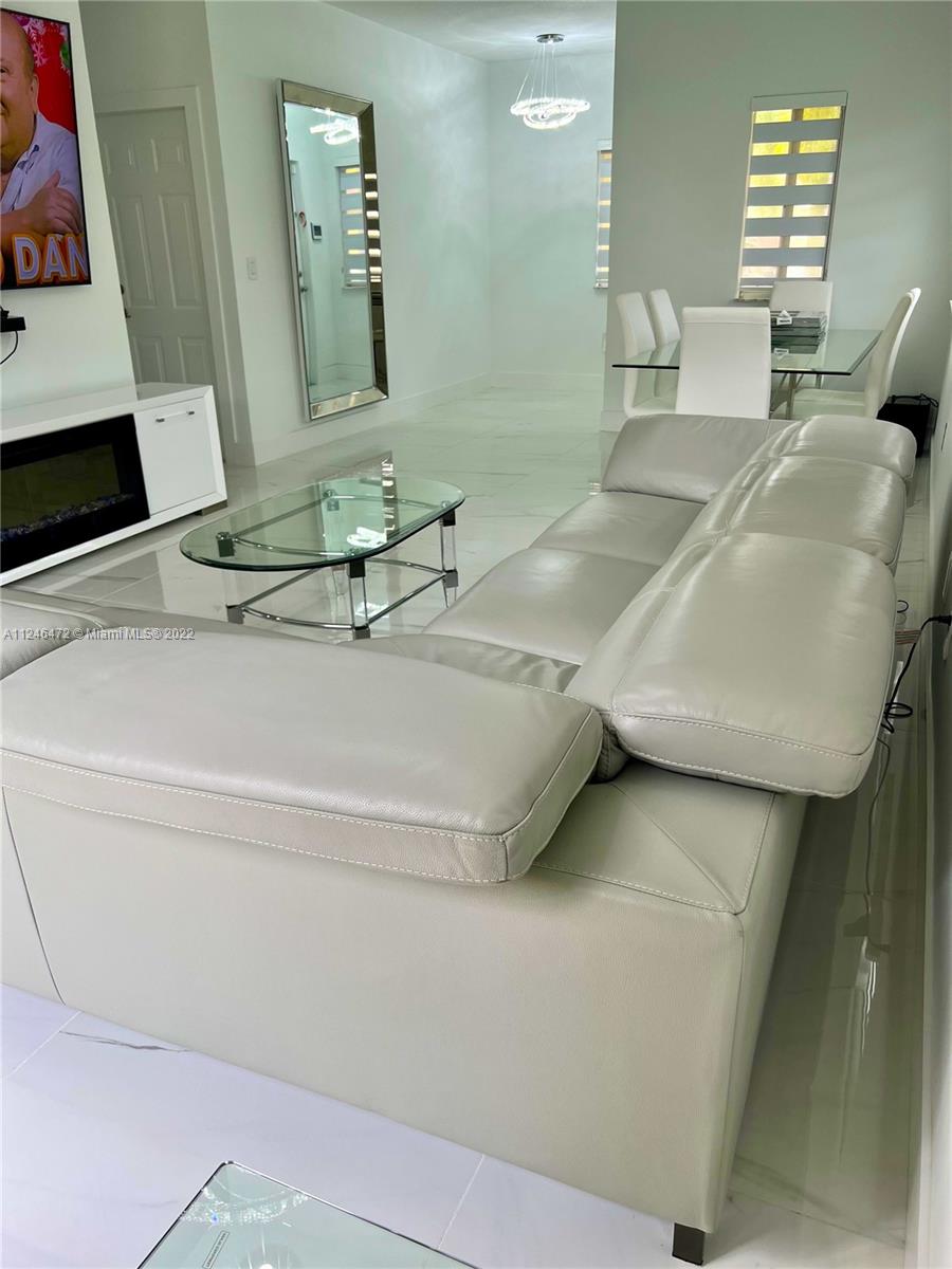 MARIANAS HOMES - Residential